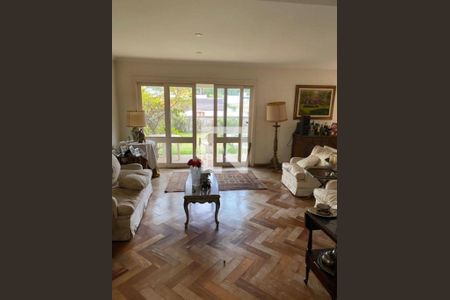 Casa à venda com 4 quartos, 322m² em Morumbi, São Paulo