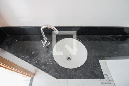 Casa à venda com 66m², 2 quartos e 1 vagaLavabo