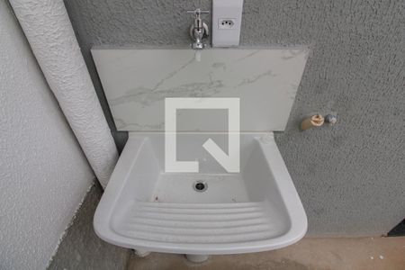 Casa à venda com 66m², 2 quartos e 1 vagaÁrea de Serviço