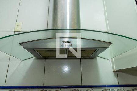 Casa para alugar com 280m², 3 quartos e 4 vagasDetalhe cozinha- Coifa