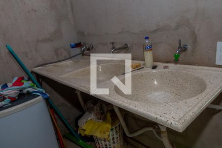 Casa para alugar com 280m², 3 quartos e 4 vagasPiso superior-Quarto  de serviço-Tanques