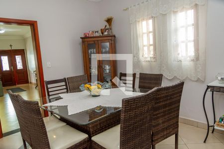 Casa para alugar com 280m², 3 quartos e 4 vagasSala de jantar