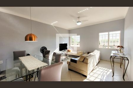 Sala de casa à venda com 3 quartos, 129m² em Jardim do Sol, Campinas