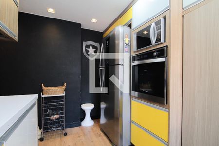 Apartamento à venda com 211m², 4 quartos e 2 vagasCozinha