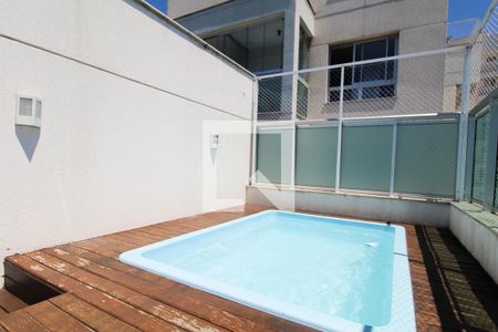 Apartamento à venda com 211m², 4 quartos e 2 vagasTerraço - Piscina 