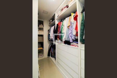 Apartamento à venda com 211m², 4 quartos e 2 vagasSuíte 2 - Closet