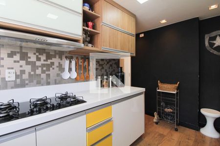 Apartamento à venda com 211m², 4 quartos e 2 vagasCozinha 