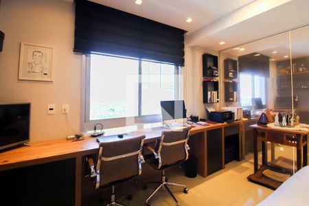 Apartamento à venda com 211m², 4 quartos e 2 vagasQuarto 1