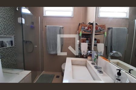 Casa à venda com 4 quartos, 297m² em Vila Sonia, São Paulo