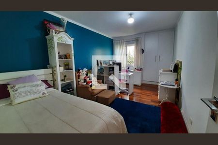 Casa à venda com 4 quartos, 297m² em Vila Sonia, São Paulo