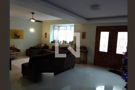 Casa à venda com 4 quartos, 330m² em Bosque da Saúde, São Paulo