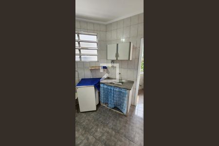Apartamento para alugar com 70m², 2 quartos e sem vaga Apartamento para alugar com 70m², 2 quartos e sem vagaCozinha e Área de Serviço