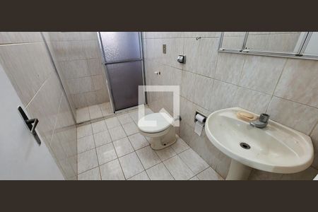Apartamento para alugar com 70m², 2 quartos e sem vaga Apartamento para alugar com 70m², 2 quartos e sem vagaBanheiro