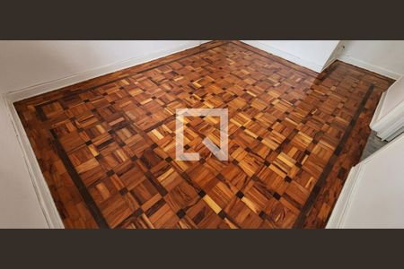 Detalhe Sala de apartamento para alugar com 2 quartos, 70m² em Gonzaga, Santos