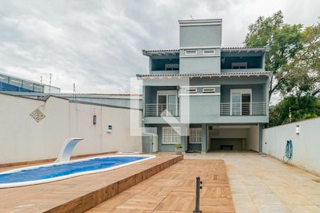 Casa à venda com 400m², 4 quartos e 4 vagasFachada