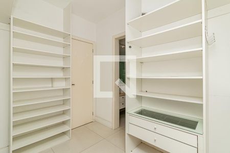 Casa à venda com 400m², 4 quartos e 4 vagasSuíte