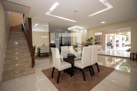 Sala de jantar de casa de condomínio para alugar com 4 quartos, 300m² em Condomínio Império dos Nobres, Brasília