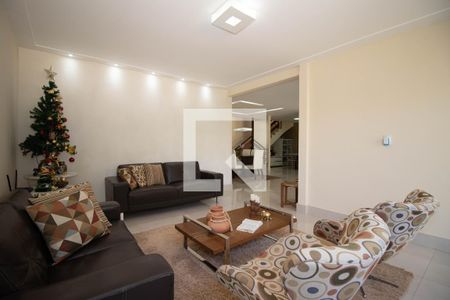 Sala de estar de casa de condomínio para alugar com 4 quartos, 300m² em Condomínio Império dos Nobres, Brasília