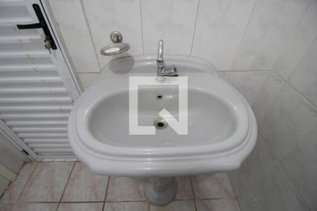 Banheiro de casa para alugar com 1 quarto, 50m² em Vila Olimpia, Sorocaba