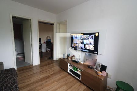 Sala de estar de apartamento para alugar com 2 quartos, 72m² em Partenon, Porto Alegre