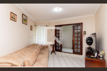Sala de casa para alugar com 3 quartos, 126m² em Parque Sevilha, São Paulo