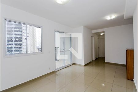 Sala de apartamento para alugar com 3 quartos, 69m² em Vila Augusta, Guarulhos