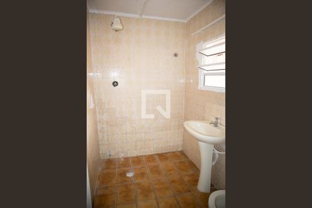 Banheiro de casa para alugar com 1 quarto, 50m² em Vila Nova Mazzei, São Paulo