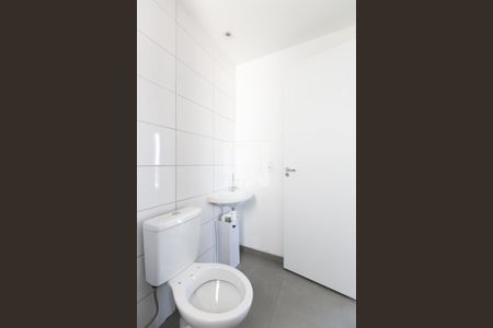 Apartamento para alugar com 41m², 2 quartos e 1 vaga Apartamento para alugar com 41m², 2 quartos e 1 vagaBanheiro