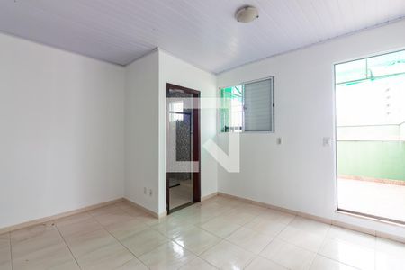 Casa à venda com 190m², 3 quartos e 2 vagas Casa à venda com 190m², 3 quartos e 2 vagasSuíte