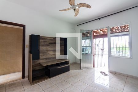 Sala  de casa para alugar com 2 quartos, 190m² em Jaguaribe, Osasco