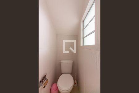 Lavabo de casa para alugar com 3 quartos, 190m² em Jaguaribe, Osasco