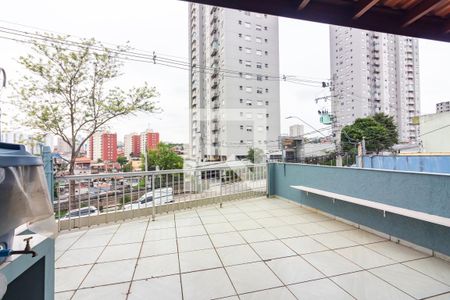 Casa à venda com 190m², 3 quartos e 2 vagas Casa à venda com 190m², 3 quartos e 2 vagasSacada