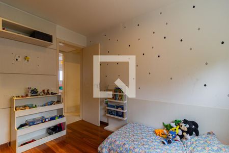 Apartamento à venda com 171m², 4 quartos e 4 vagas Apartamento à venda com 171m², 4 quartos e 4 vagasSuíte 2