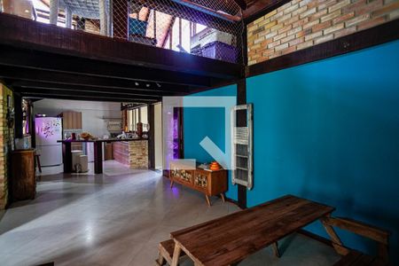 Sala de casa à venda com 5 quartos, 320m² em Badu, Niterói
