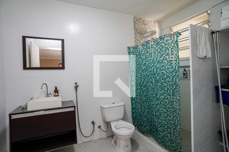 Casa à venda com 320m², 5 quartos e 3 vagas Casa à venda com 320m², 5 quartos e 3 vagasBanheiro do Quarto 4