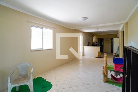 Casa à venda com 320m², 5 quartos e 3 vagas Casa à venda com 320m², 5 quartos e 3 vagassala de baixo