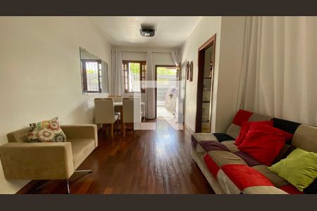 Sala de casa para alugar com 3 quartos, 105m² em Buritis, Belo Horizonte