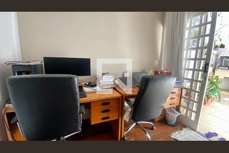 Casa para alugar com 105m², 3 quartos e 2 vagasQuarto 2