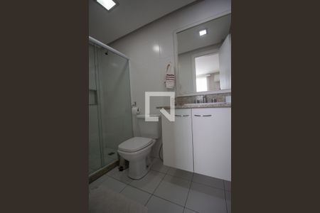 Apartamento para alugar com 243m², 3 quartos e 2 vagas Apartamento para alugar com 243m², 3 quartos e 2 vagasBanheiro da Suíte 3