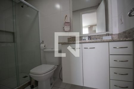 Apartamento para alugar com 243m², 3 quartos e 2 vagas Apartamento para alugar com 243m², 3 quartos e 2 vagasBanheiro da Suíte 3