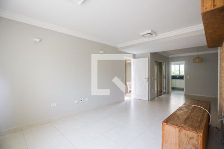 Sala  de casa de condomínio para alugar com 3 quartos, 140m² em Granja Viana, Cotia