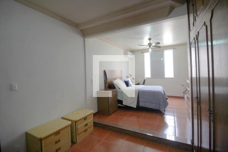 Casa à venda com 300m², 5 quartos e 3 vagasQuarto 1