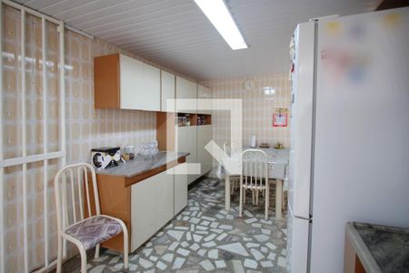 Casa à venda com 300m², 5 quartos e 3 vagasCozinha 2