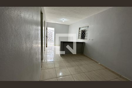 Sala de casa para alugar com 2 quartos, 70m² em Setor Negrão de Lima, Goiânia