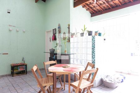 Casa à venda com 253m², 3 quartos e 7 vagasÁrea comum - Churrasqueira