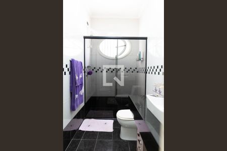 Casa à venda com 253m², 3 quartos e 7 vagasBanheiro Social