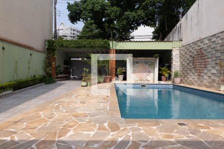 Casa à venda com 253m², 3 quartos e 7 vagasÁrea Externa