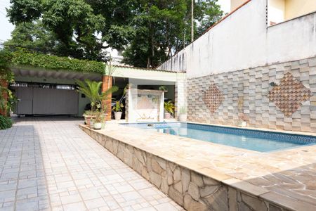 Casa à venda com 253m², 3 quartos e 7 vagasÁrea Externa