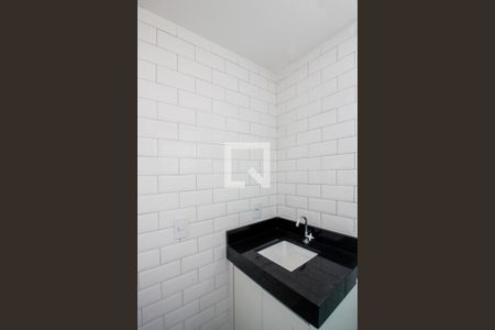 Apartamento para alugar com 34m², 2 quartos e sem vagaBanheiro