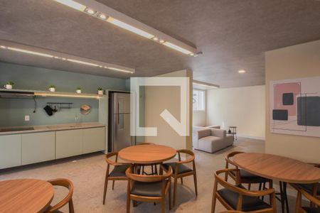 Apartamento para alugar com 34m², 2 quartos e sem vagaÁrea comum - Salão de festas